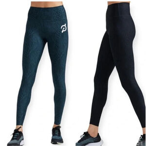 Peloton Cadent High-Rise Reversible Zebra Printed 7/8
Legging Black / Blue Sz M